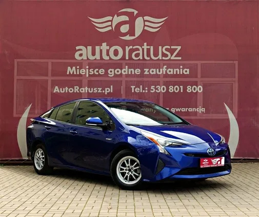 mazowieckie Toyota Prius cena 69900 przebieg: 125918, rok produkcji 2017 z Piekary Śląskie